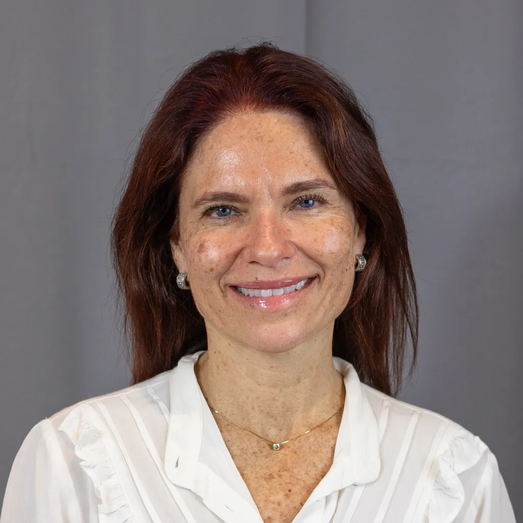 Dr. Bianca Flora